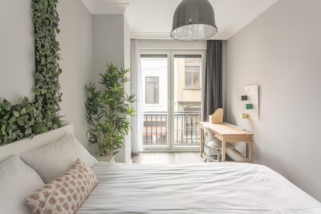 Central And Refreshing Flat In Beyoglu Leilighet Istanbul Eksteriør bilde